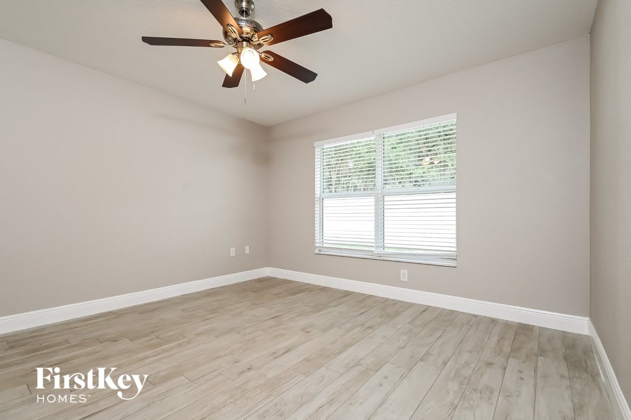 11202 Hidden Breeze Dr - Photo 7 of 15