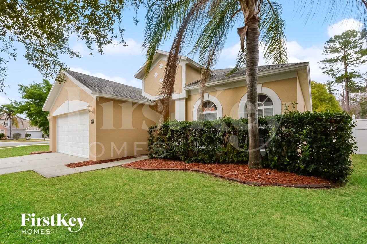 3960 Andover Cay Blvd - Photo 2 of 18