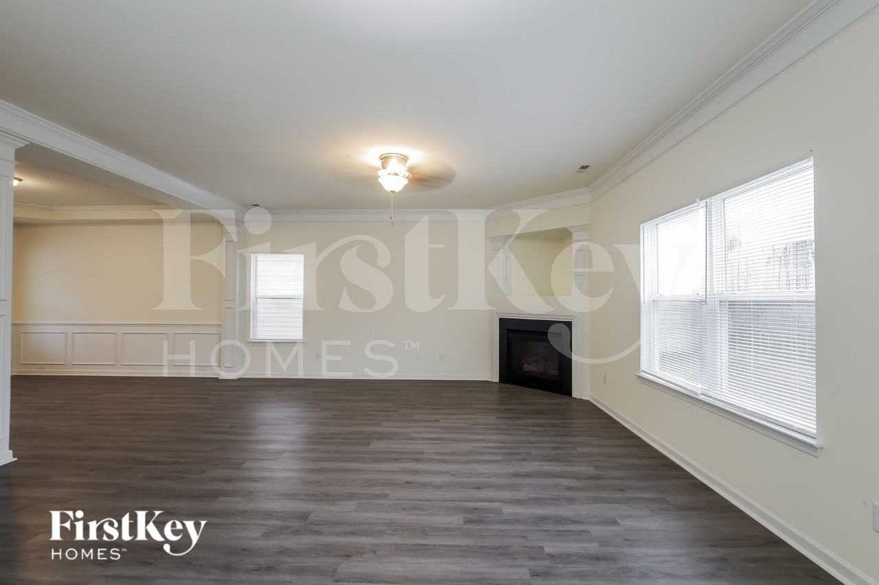 414 Matfield Ct - Photo 2 of 18