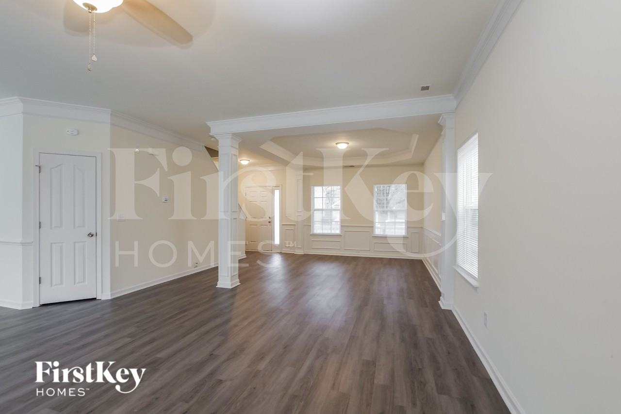 414 Matfield Ct - Photo 3 of 18