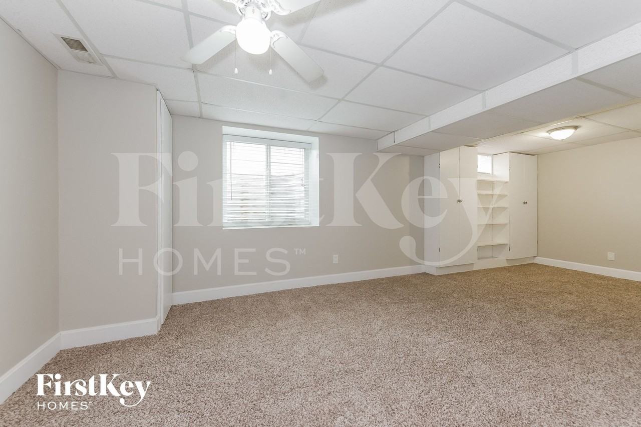 716 Sw Williams St - Photo 7 of 15