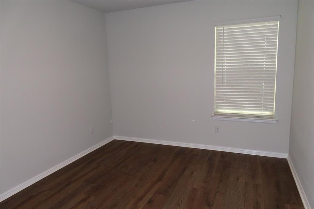 16409 White Fish Ln - Photo 7 of 13