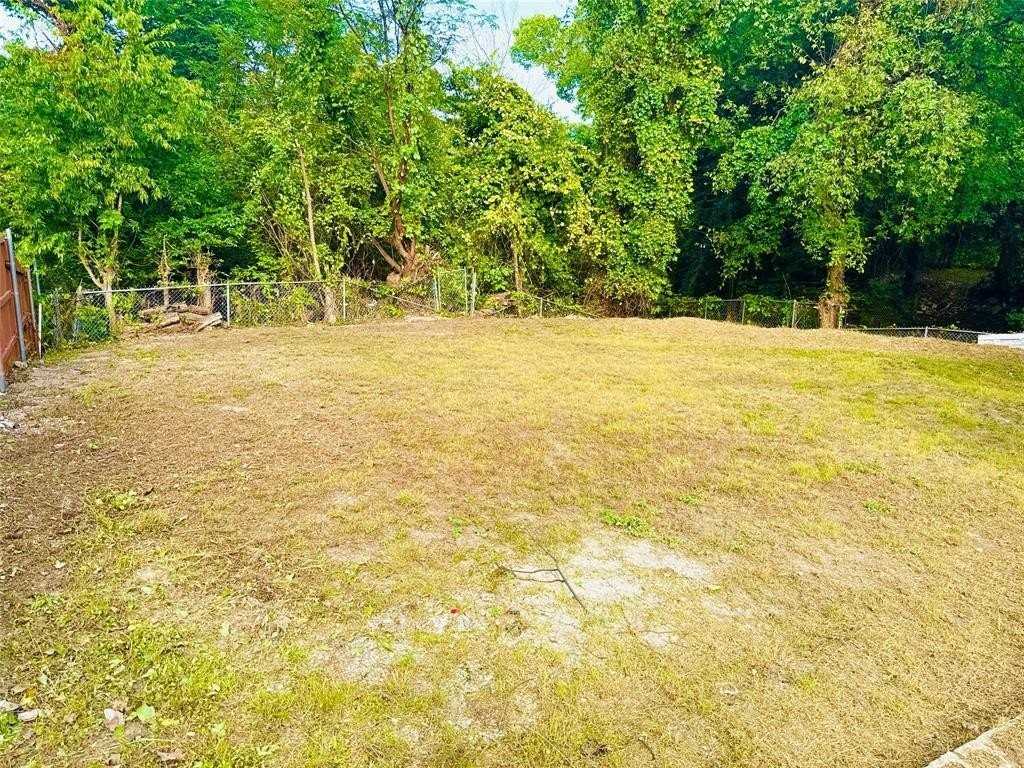 1264 Cedar Haven Ave - Photo 6 of 32