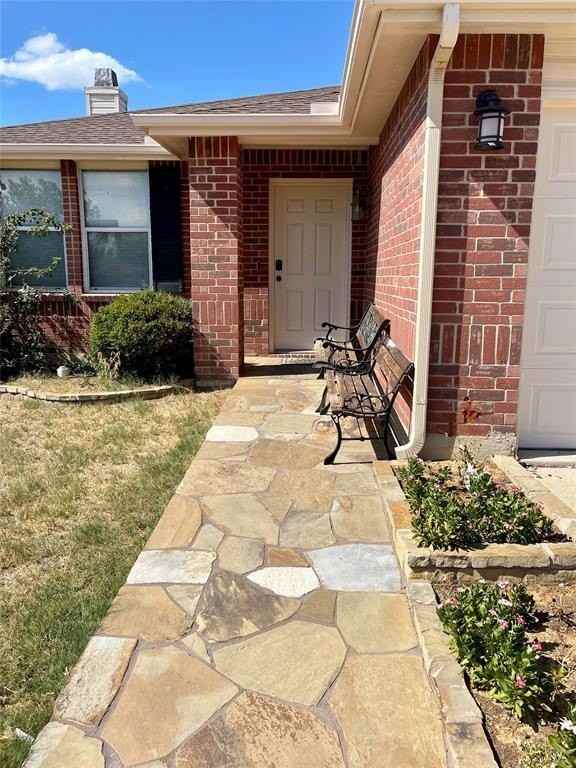 3501 Clydesdale Dr - Photo 2 of 18