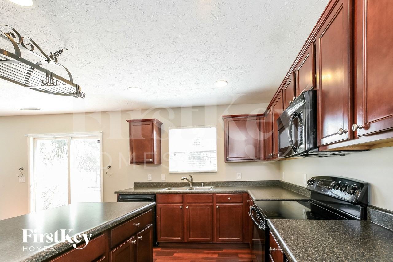 12970 Bartlett Dr - Photo 6 of 15