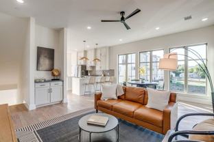 2820 Weisenberger St #100 - Photo 1 of 1