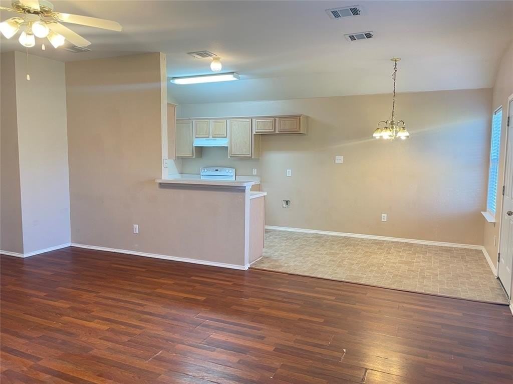 1612 Audrey Dr - Photo 5 of 15