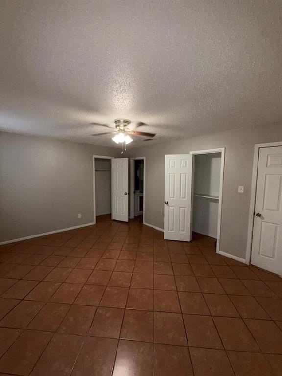 708 E Pecan St - Photo 7 of 10