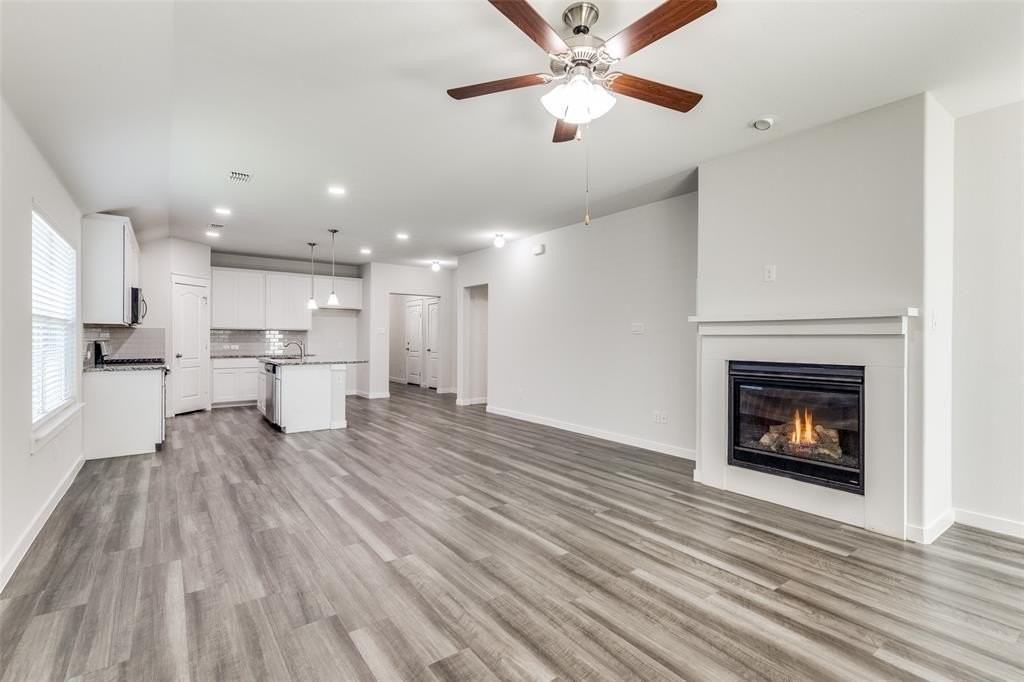 9013 Zubia Ln - Photo 3 of 12