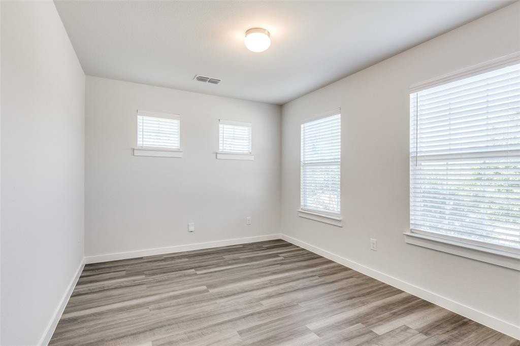 9013 Zubia Ln - Photo 5 of 12