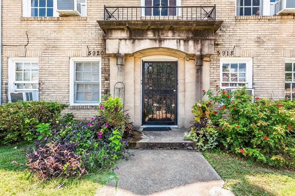 5918 La Vista Dr #3 - Photo 2 of 18