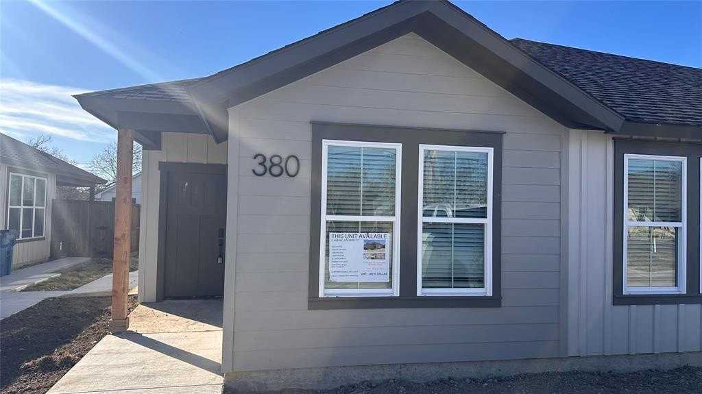 380 N Dallas St - Photo 2 of 25