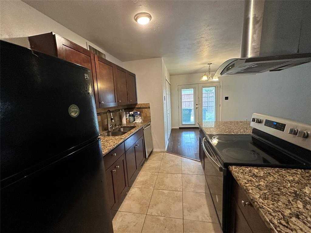 910 Sunny Slope Dr - Photo 6 of 28