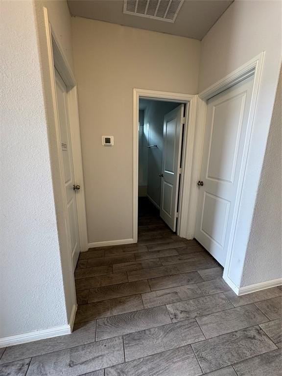 8645 Mirror Lake Dr - Photo 3 of 10