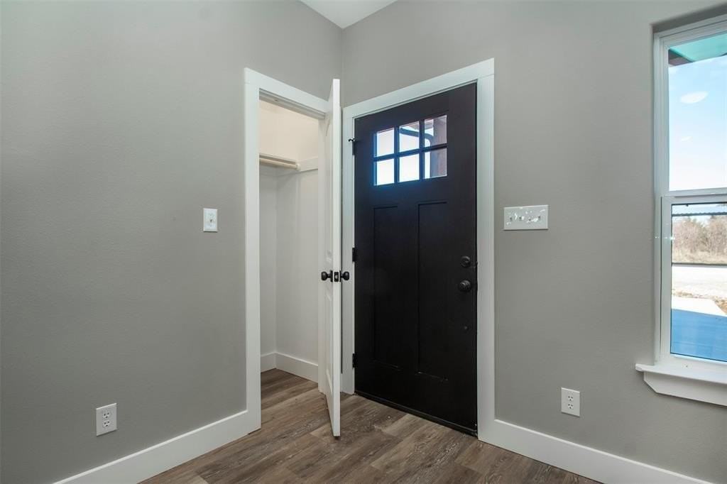 20494 Us Highway 377 #B