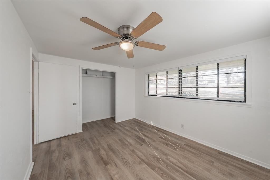 227 S Justin Ave - Photo 5 of 23