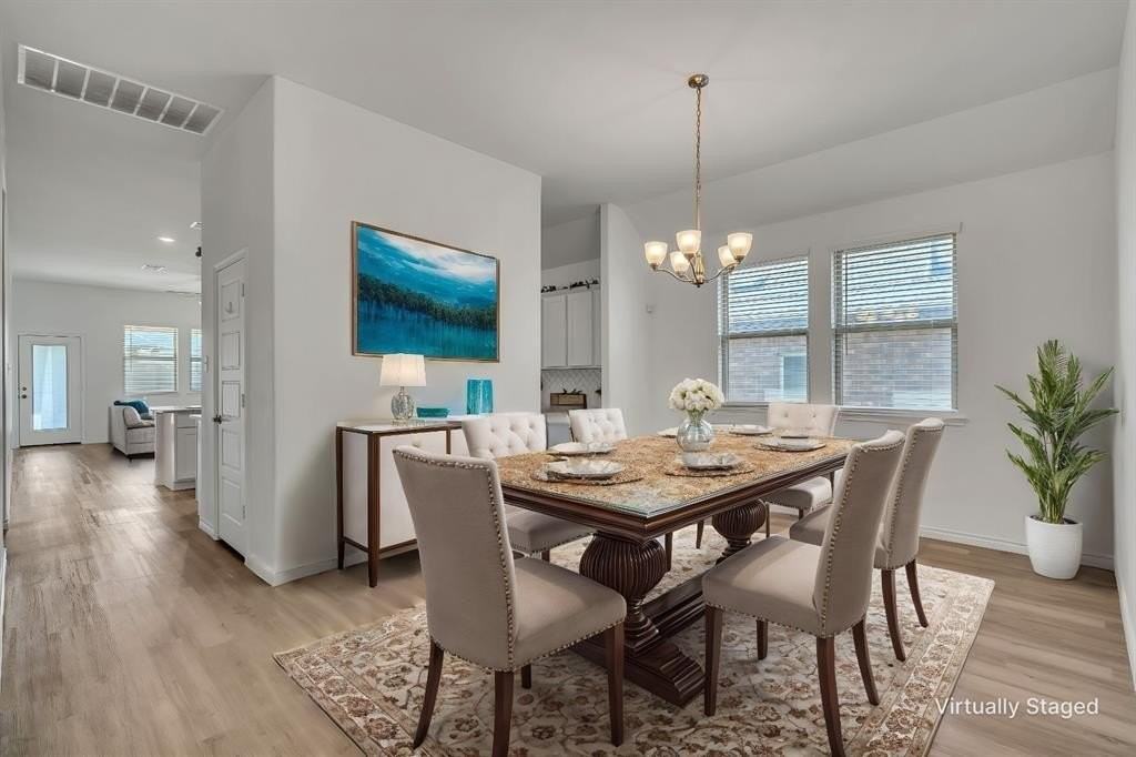 1009 Azure Ln - Photo 2 of 20