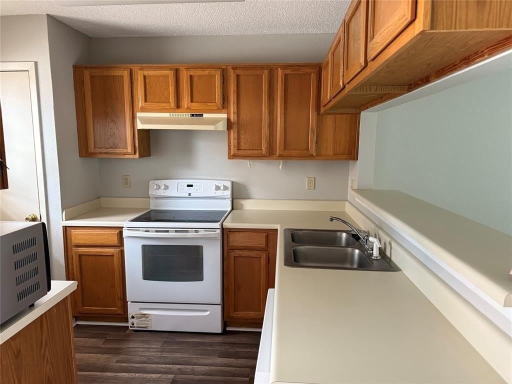 167 Merlin Way - Photo 3 of 18