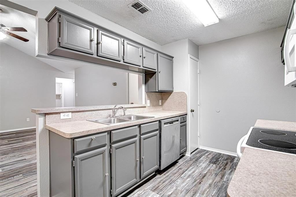 636 Green Mountain Rd - Photo 6 of 19