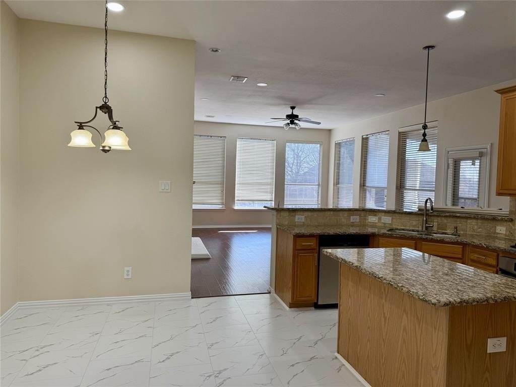 131 Fallkirk Dr - Photo 3 of 20