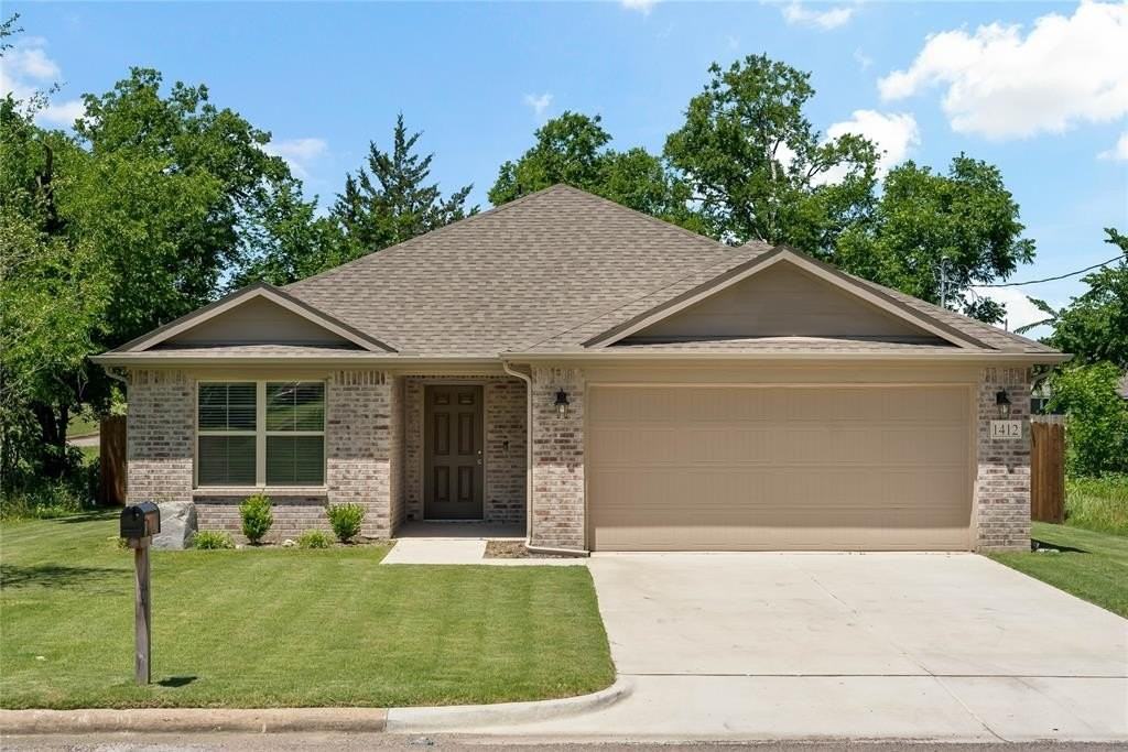 1412 Wright St - Photo 2 of 33