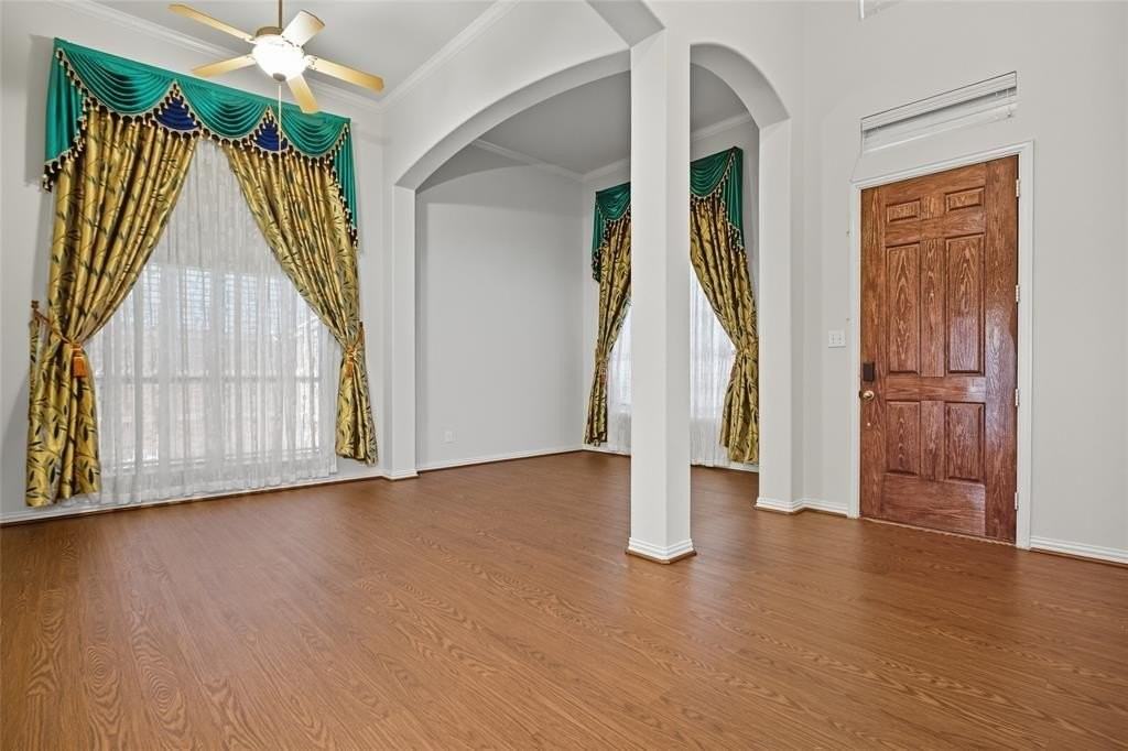 13308 Sulphur Springs Dr - Photo 3 of 27