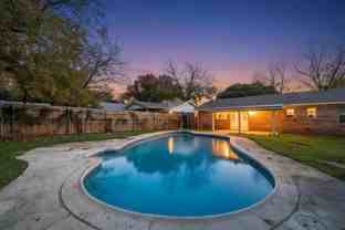 413 Simmons Dr - Photo 1 of 1