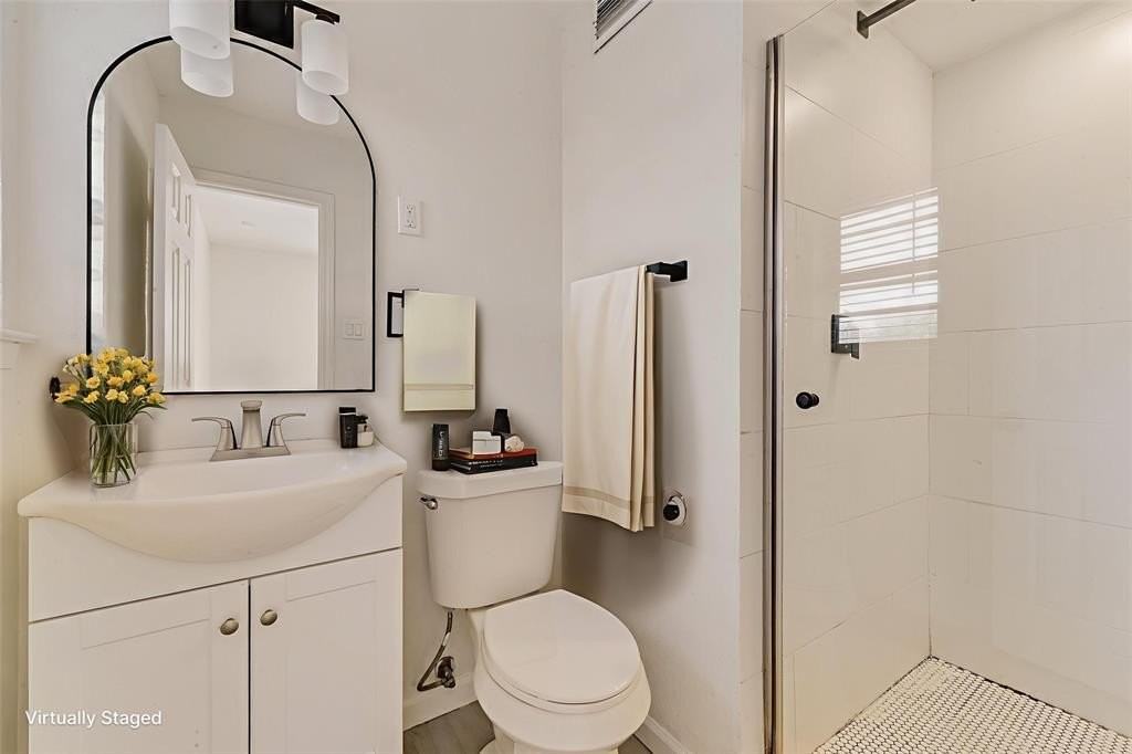 413 Simmons Dr - Photo 7 of 26