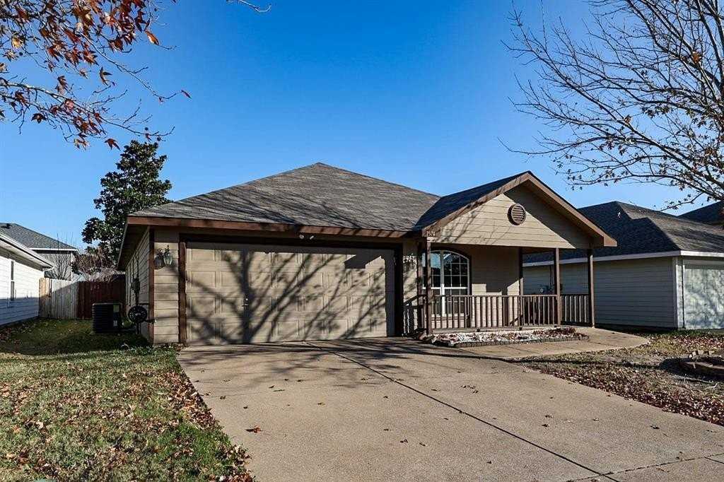 1574 Wildflower Dr - Photo 2 of 15