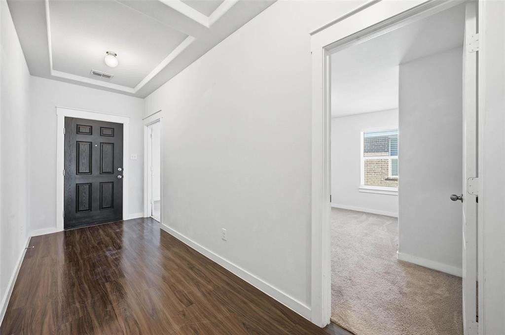 8948 Devonshire Dr - Photo 5 of 32