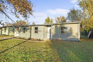 916 Wilkinson Dr - Photo 1 of 1