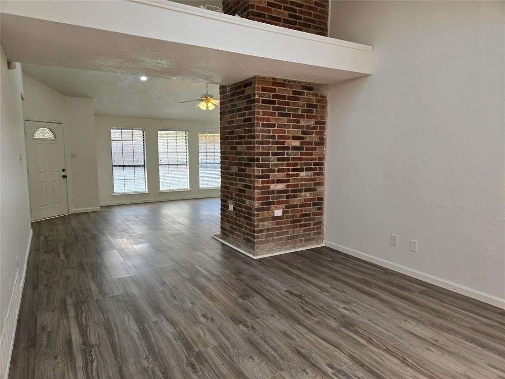 3032 Big Oaks Dr - Photo 4 of 38