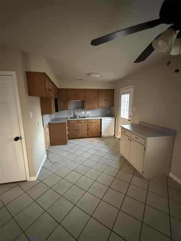 220 Nichols Dr - Photo 4 of 11