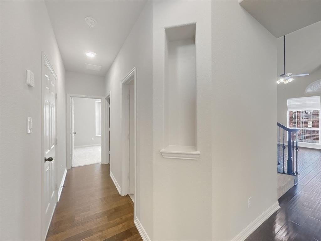 9433 Chuparosa Dr - Photo 4 of 37