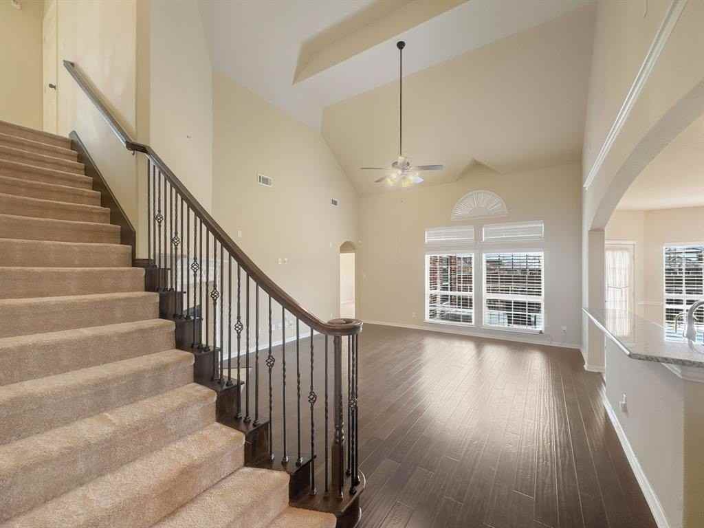 9433 Chuparosa Dr - Photo 7 of 37