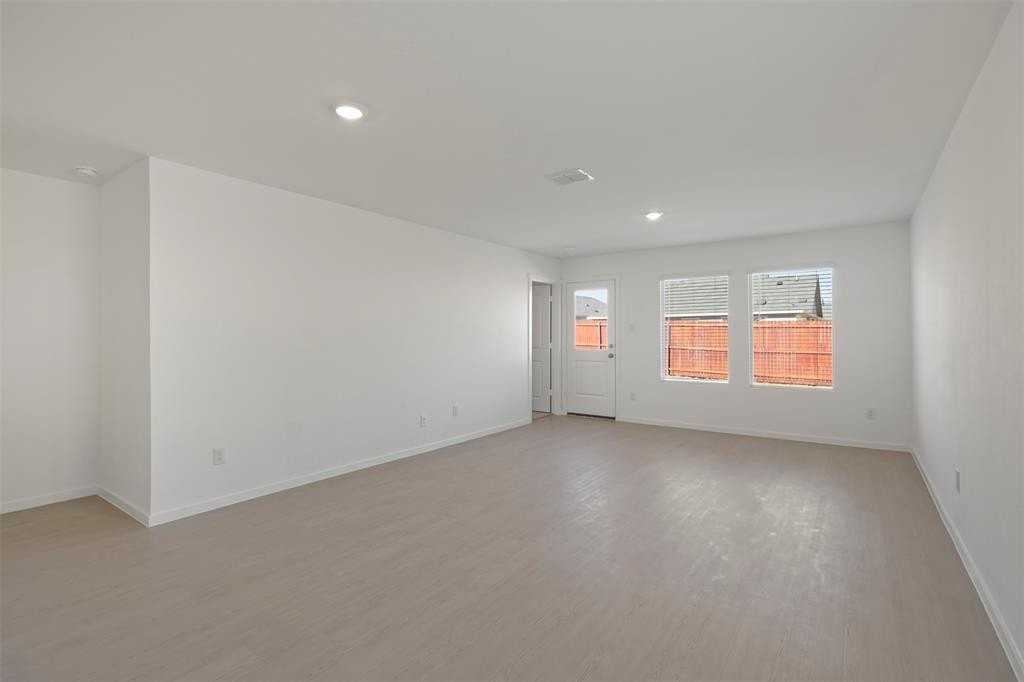 1344 Blazin Bronco Trl - Photo 6 of 23