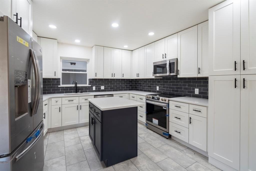 2205 Elmwood Blvd - Photo 5 of 24