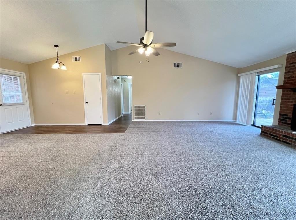 5429 Gregory Dr - Photo 4 of 20