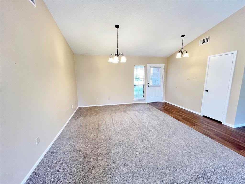 5429 Gregory Dr - Photo 6 of 20