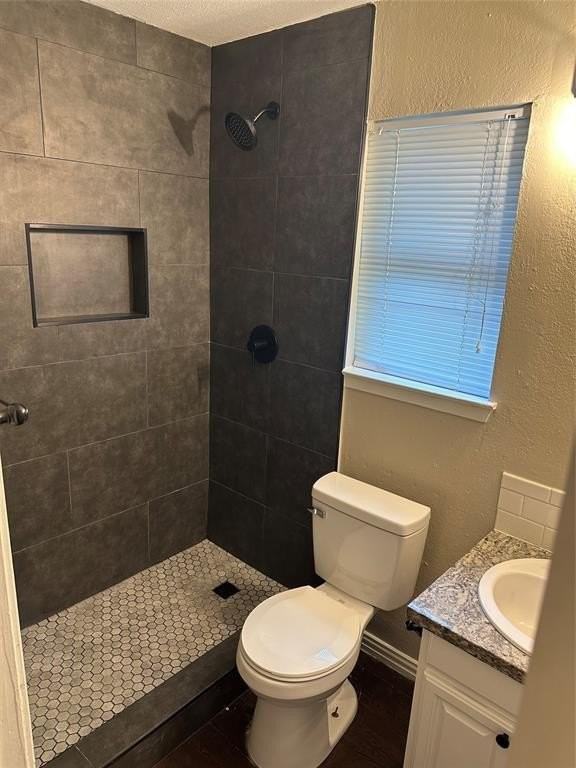 1215 Lowe St - Photo 4 of 5