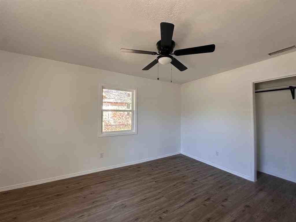 2318 1st St - Photo 7 of 17