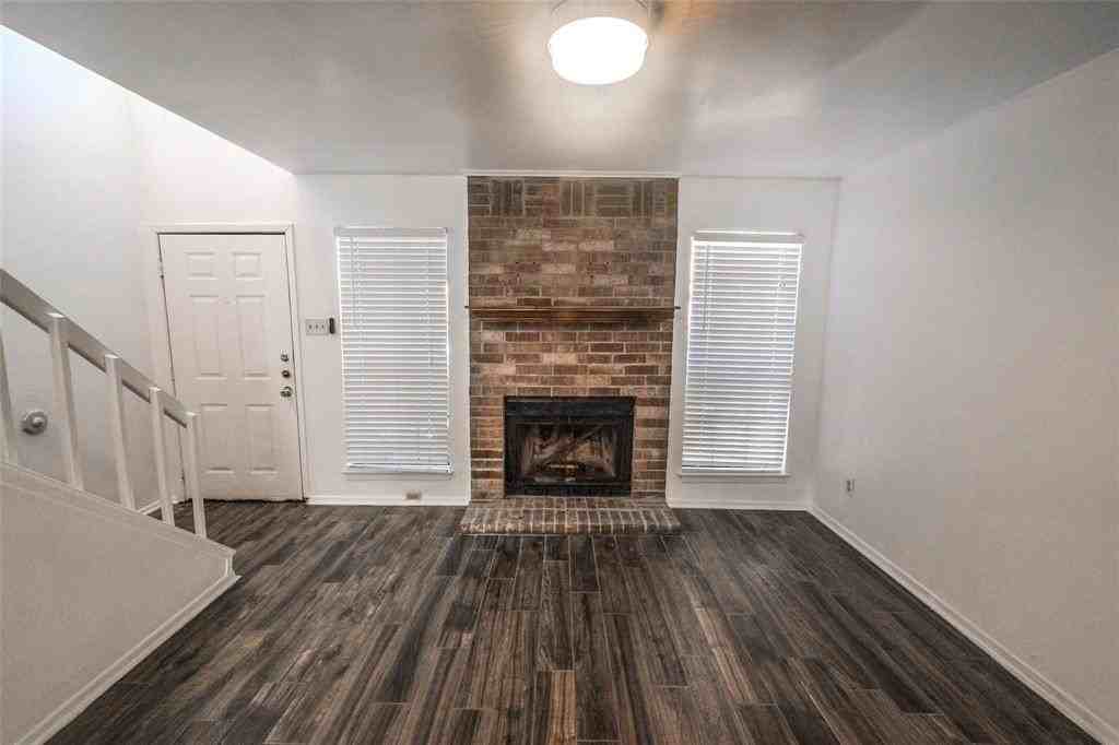 1034 Mckinley St #B - Photo 4 of 18