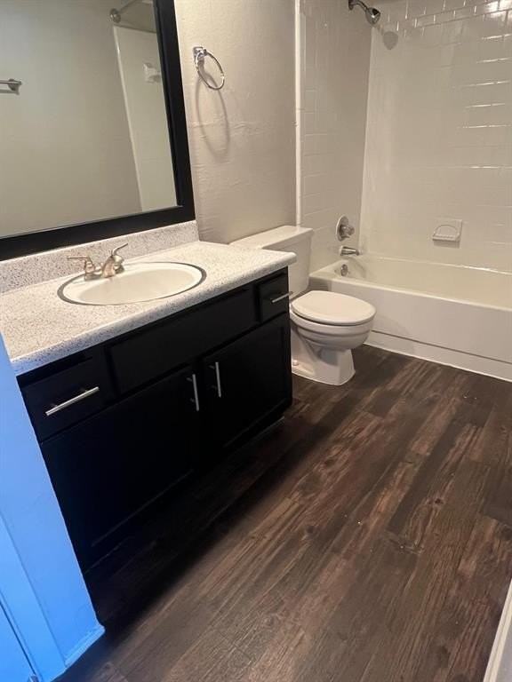 2015 Wesley Dr #K - Photo 6 of 11