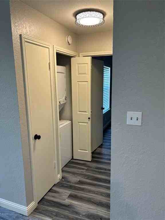 1730 Crest Point Dr - Photo 6 of 9