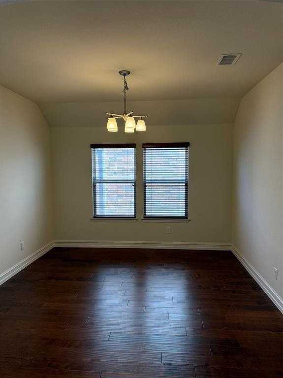 2333 Leeward Pl - Photo 6 of 17