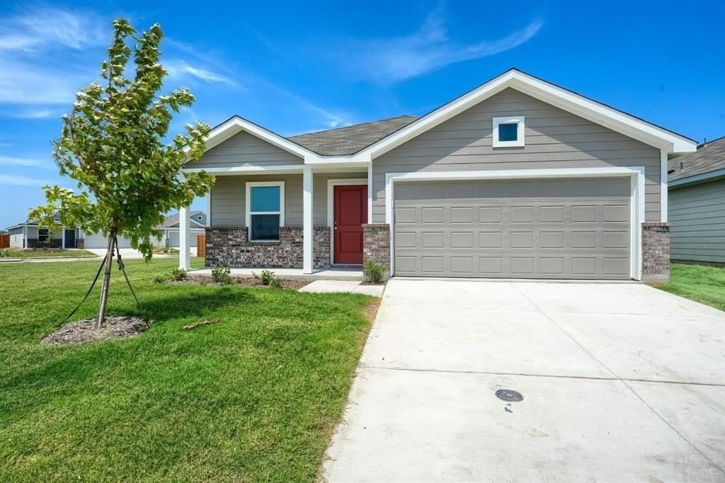 5916 Crystal Water Way - Photo 2 of 28