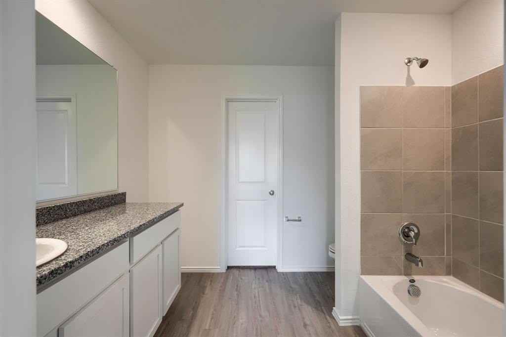 5916 Crystal Water Way - Photo 7 of 28