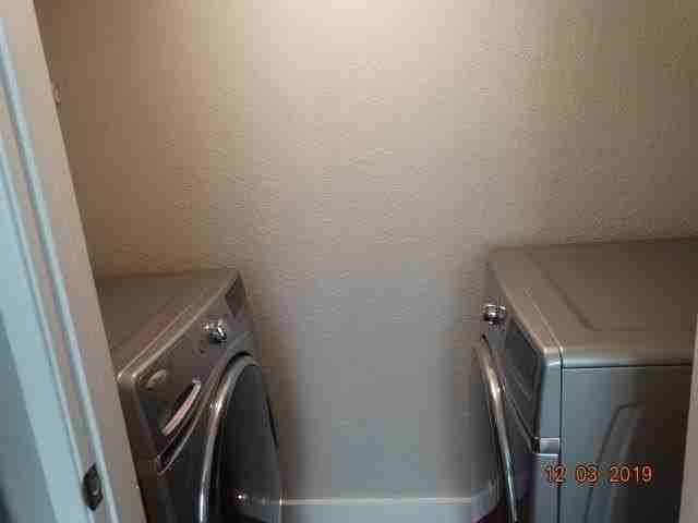 6040 Dooley Dr - Photo 7 of 16