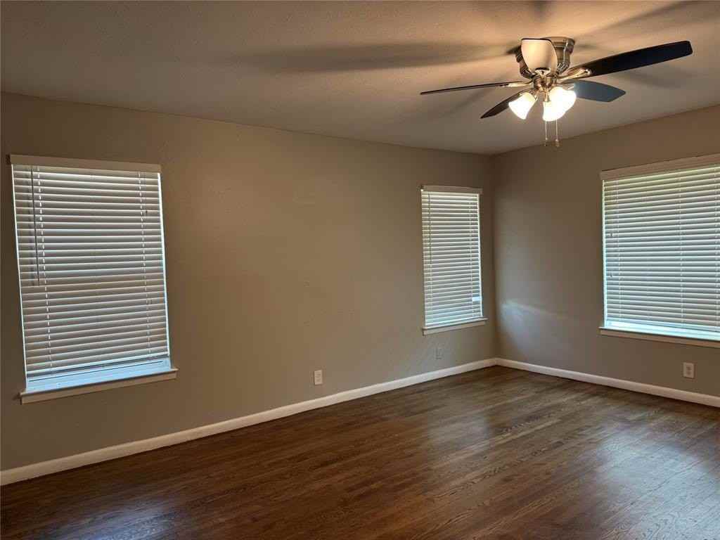 11321 Wyatt St - Photo 5 of 14