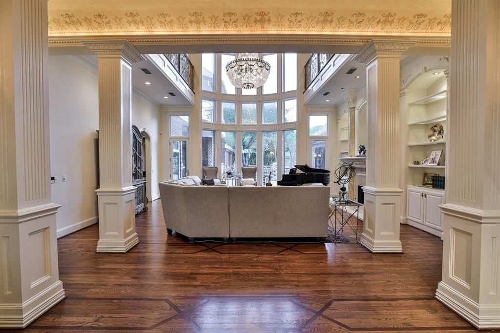 6805 Laurel Valley Dr - Photo 4 of 40